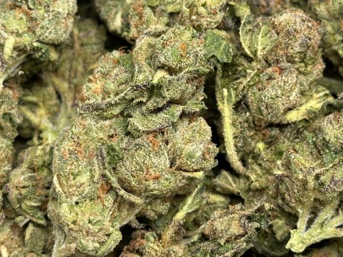 UPer Weed: Purple Runtz Hybrid - Same Day Cannabis Delivery (Ottawa & Gatineau) - Image 3
